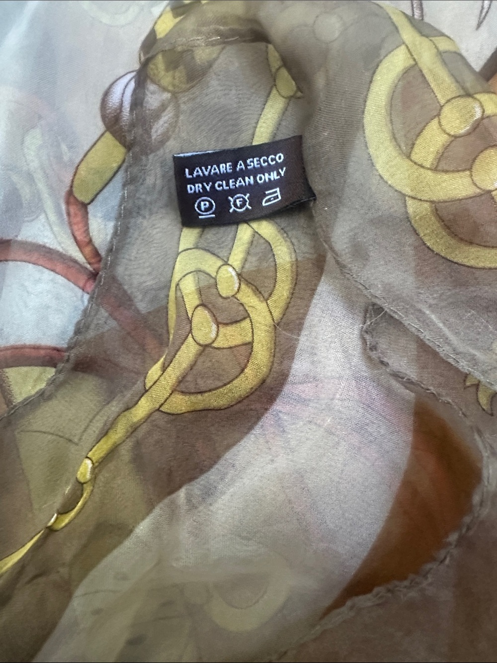 HERMES Cliquetis Scarf - Picture 6 of 7
